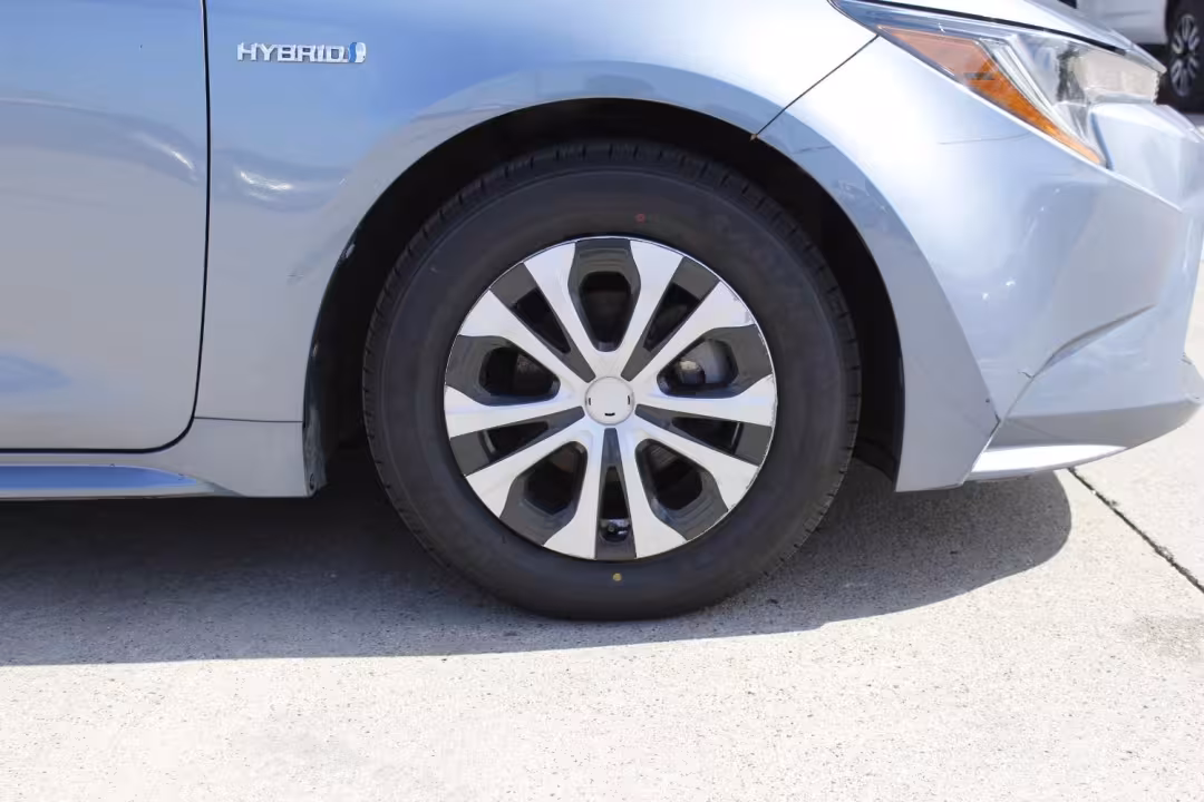 2021 Toyota Corolla - JTDEAMDE4MJ028206 - Image #11